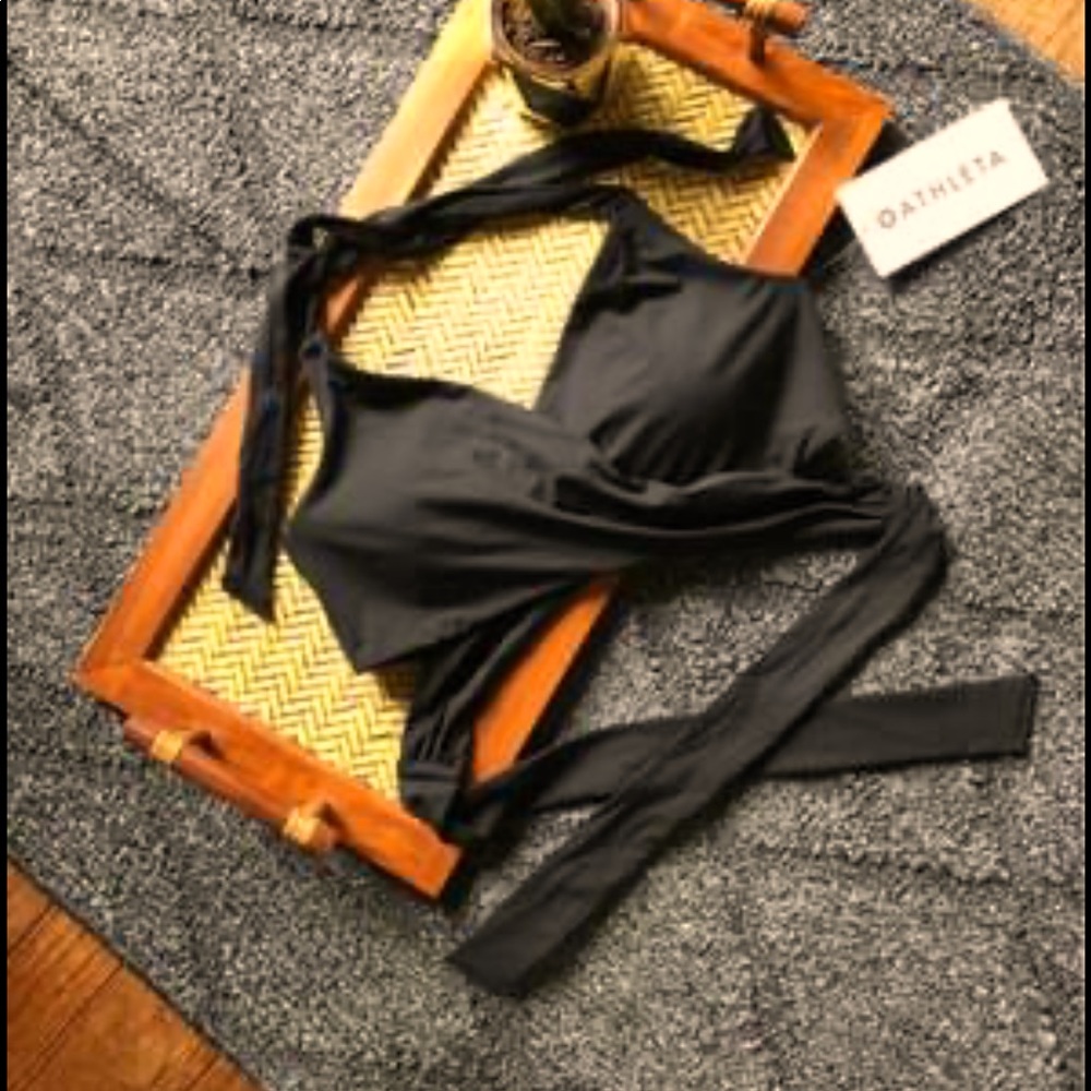 NWT Athleta 34B/C Bra Cup Halter Bikini Top